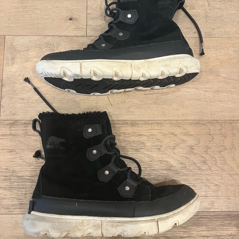 Girls sorel boots